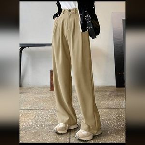 Womens wide leg khaki slacks M
